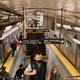 Imagen para el artículo titulado El alcalde de Nueva York quiere instalar detectores de armas en el metro tras el tiroteo de Brooklyn